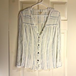 ❌❌SOLD❌❌ 
ANA Button Down Blouse